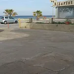 Patheaven Seafront Апартаменты Ретимно